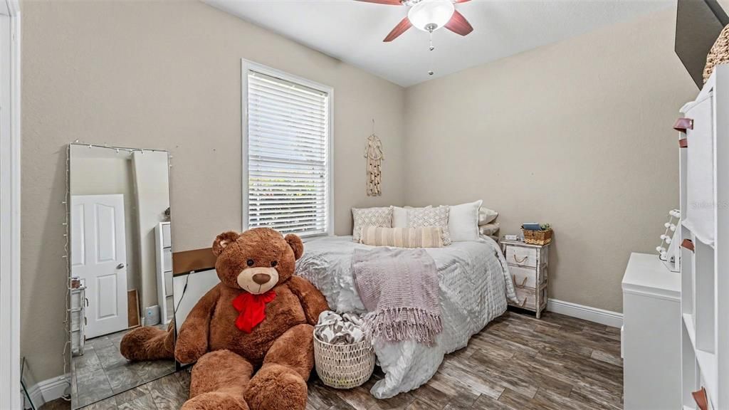 For Sale: $424,900 (4 beds, 2 baths, 1844 Square Feet)