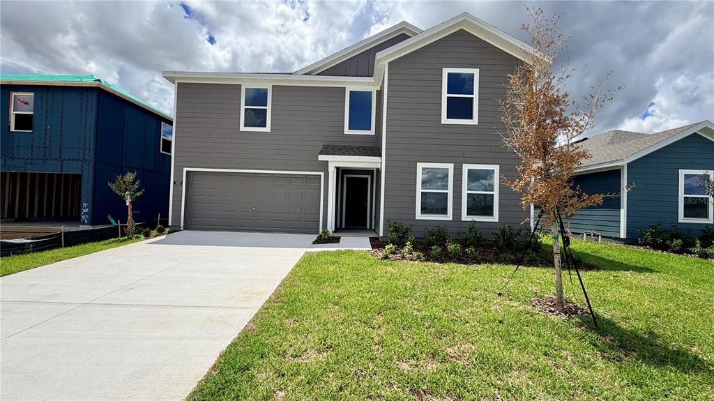 For Rent: $2,390 (5 beds, 4 baths, 2238 Square Feet)