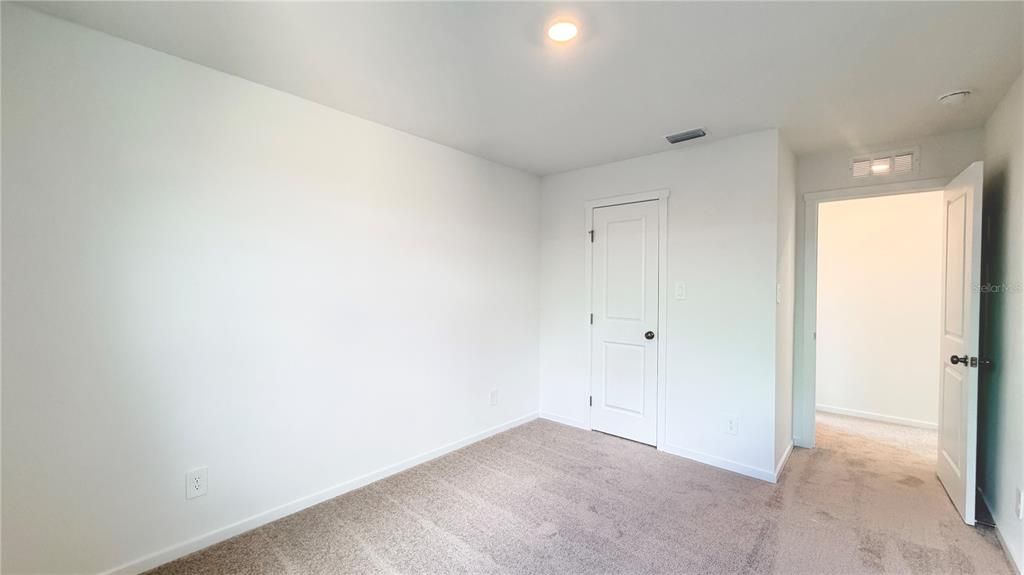 For Rent: $2,390 (5 beds, 4 baths, 2238 Square Feet)