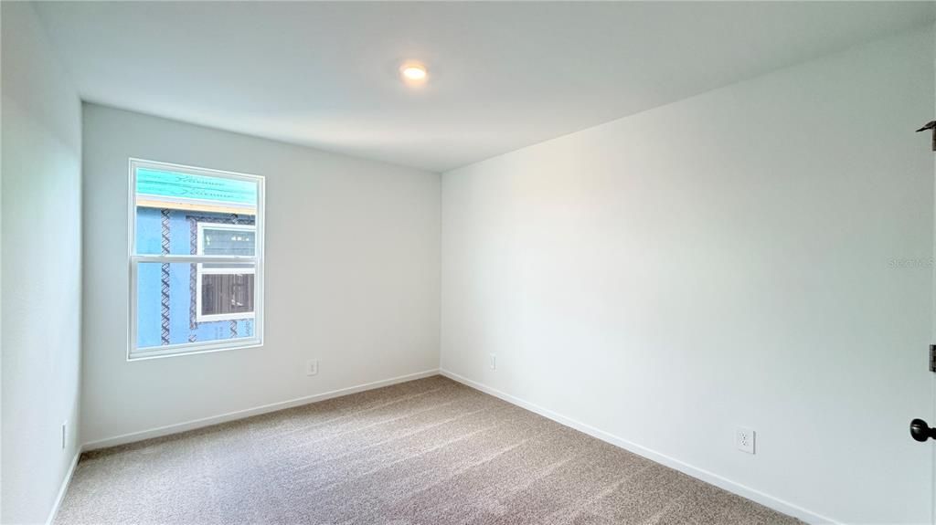 For Rent: $2,390 (5 beds, 4 baths, 2238 Square Feet)