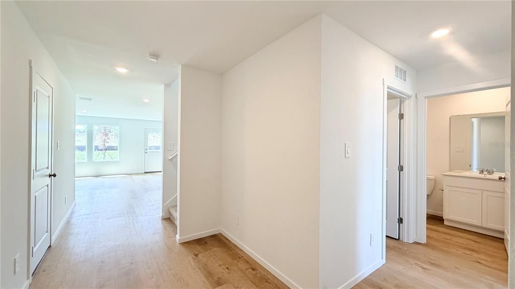 For Rent: $2,390 (5 beds, 4 baths, 2238 Square Feet)
