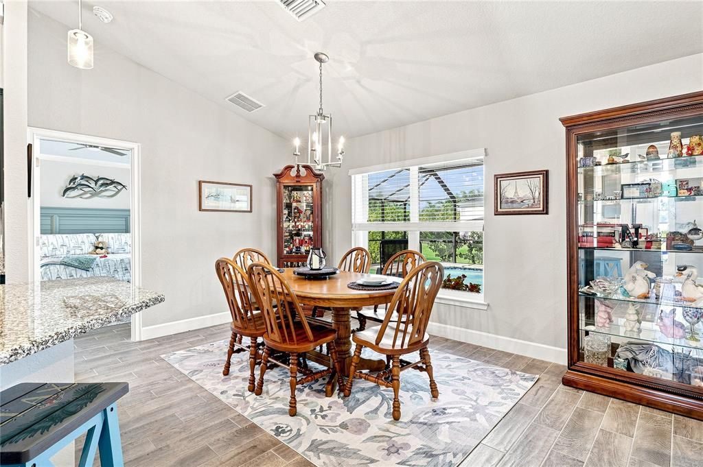 For Sale: $499,900 (4 beds, 2 baths, 1754 Square Feet)
