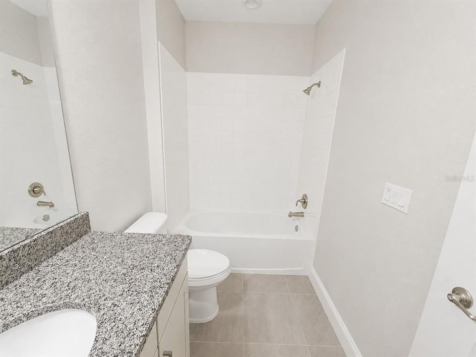 For Sale: $399,990 (2 beds, 2 baths, 1368 Square Feet)