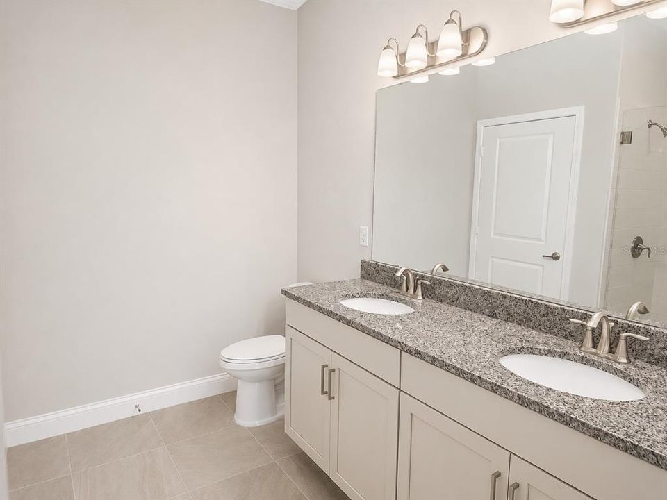 For Sale: $399,990 (2 beds, 2 baths, 1368 Square Feet)