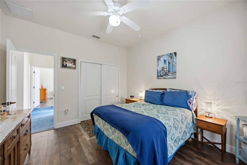 For Sale: $575,000 (3 beds, 2 baths, 2368 Square Feet)