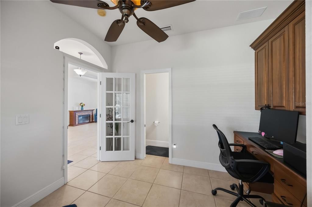 For Sale: $575,000 (3 beds, 2 baths, 2368 Square Feet)