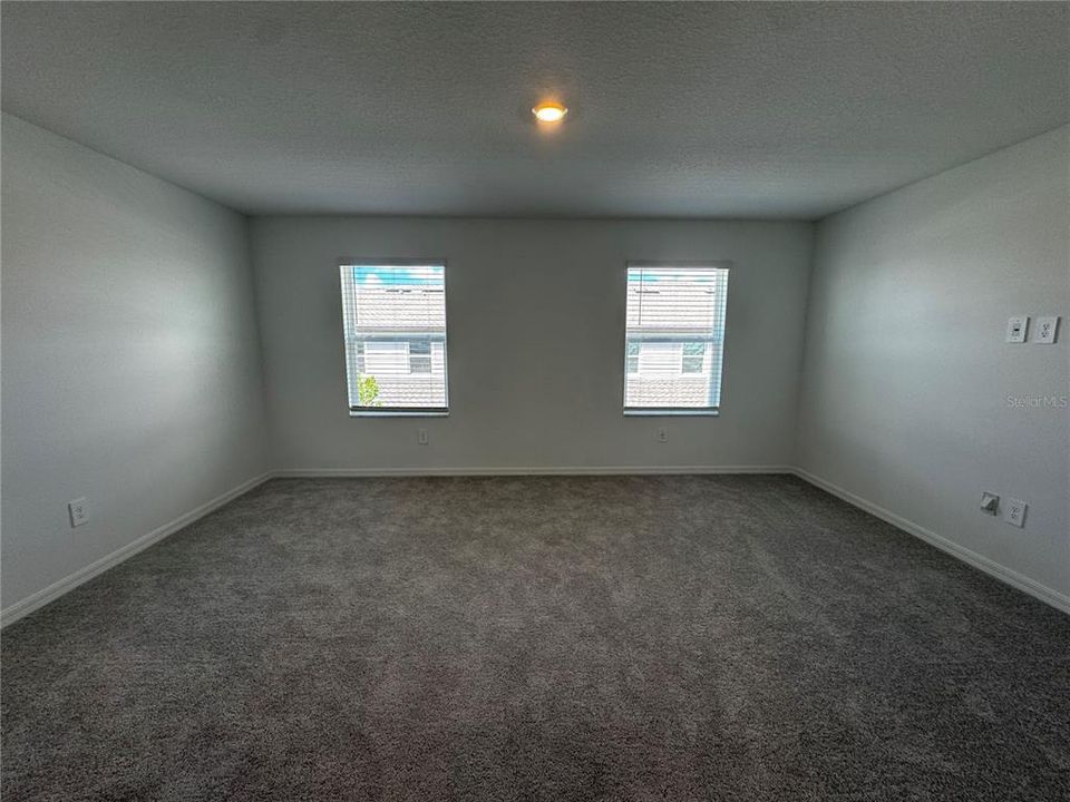 На продажу: $269,900 (3 спален, 2 ванн, 1634 Квадратных фут)