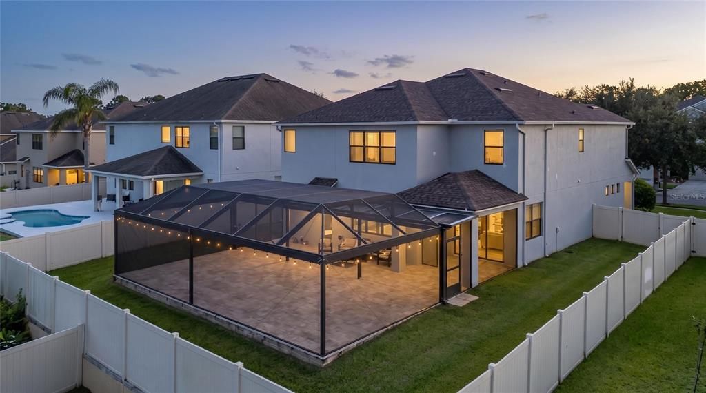 На продажу: $799,999 (5 спален, 4 ванн, 3815 Квадратных фут)