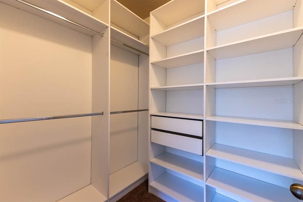 На продажу: $799,999 (5 спален, 4 ванн, 3815 Квадратных фут)