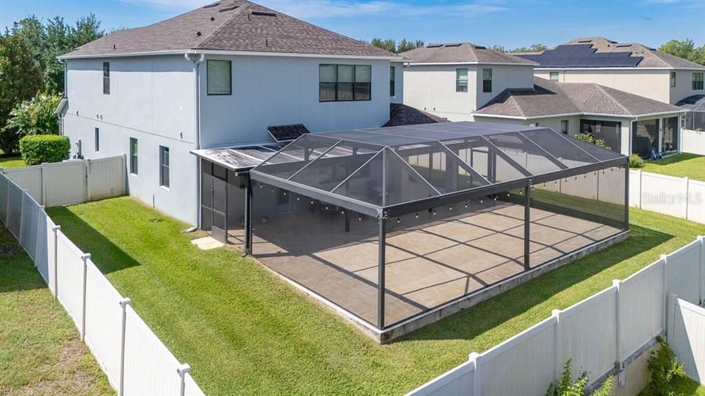 На продажу: $799,999 (5 спален, 4 ванн, 3815 Квадратных фут)