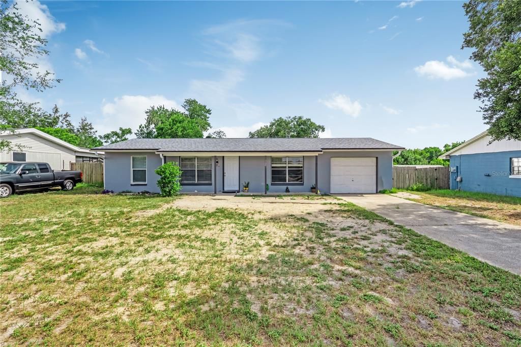 For Sale: $262,900 (2 beds, 2 baths, 1025 Square Feet)