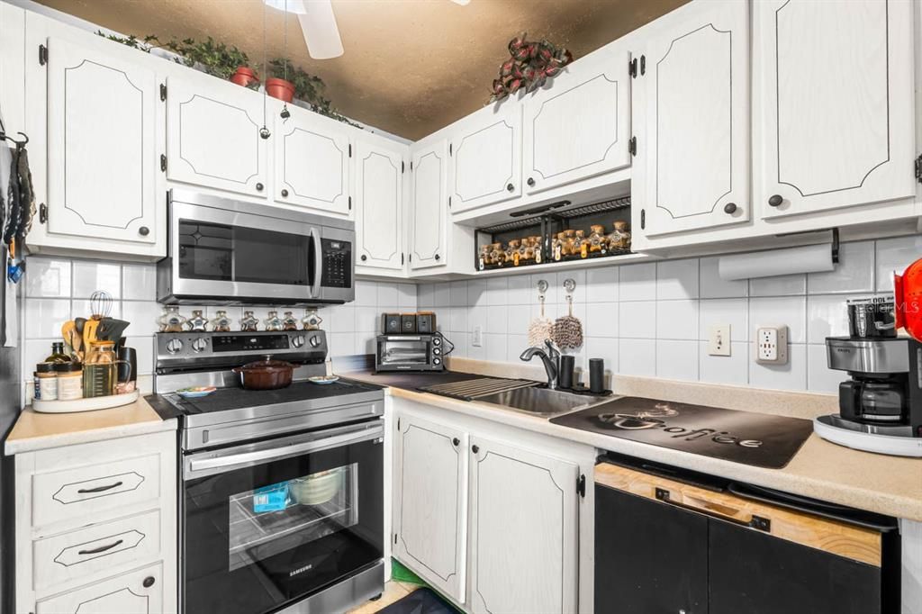 En Venta: $122,000 (1 camas, 1 baños, 800 Pies cuadrados)