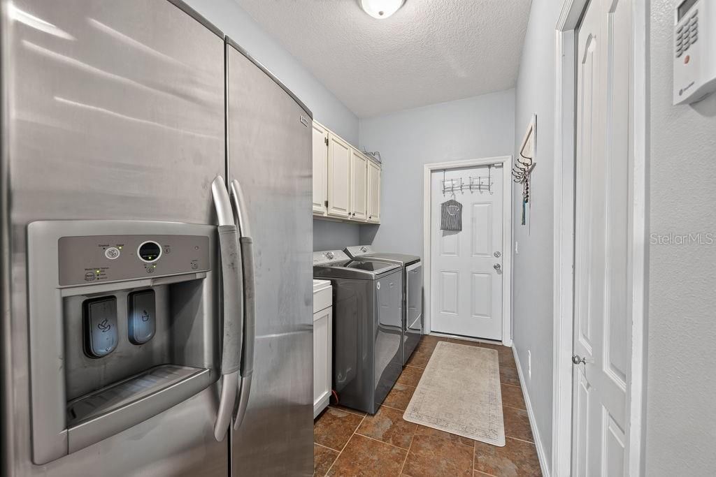 En Venta: $500,000 (3 camas, 3 baños, 2077 Pies cuadrados)