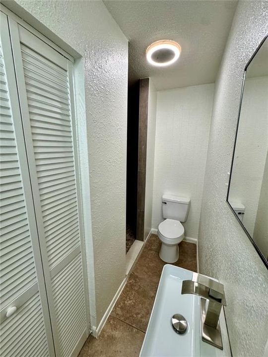 Active With Contract: $155,000 (3 beds, 2 baths, 783 Square Feet)