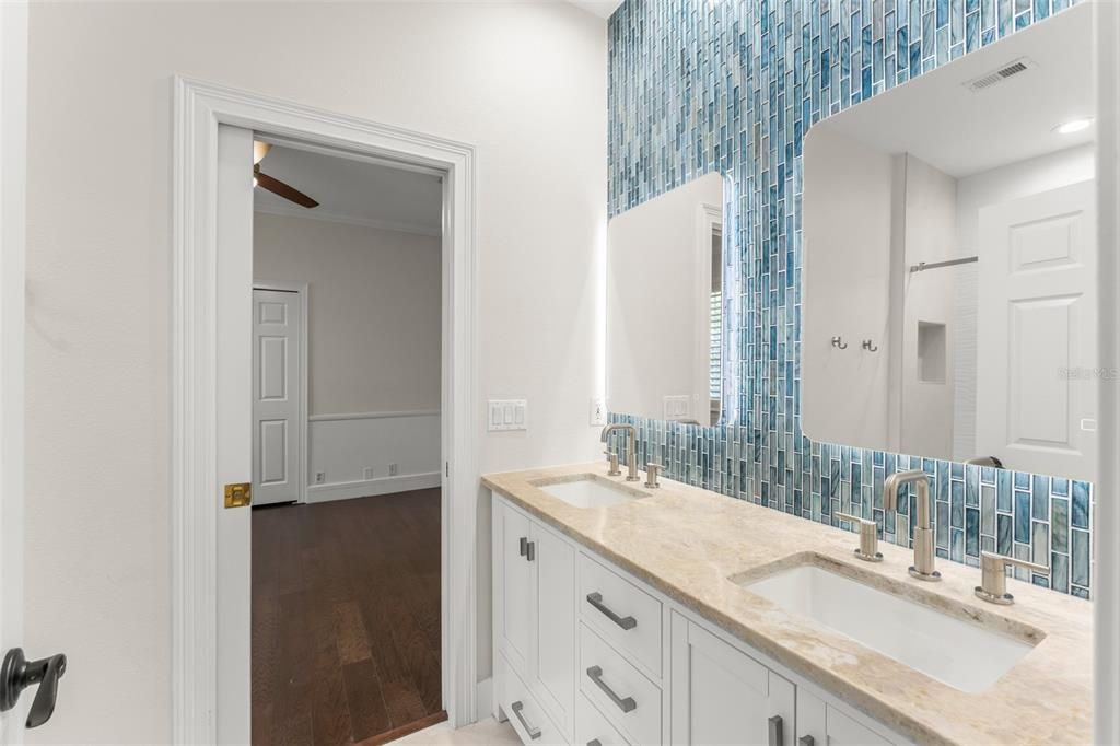 For Rent: $7,000 (4 beds, 3 baths, 2578 Square Feet)