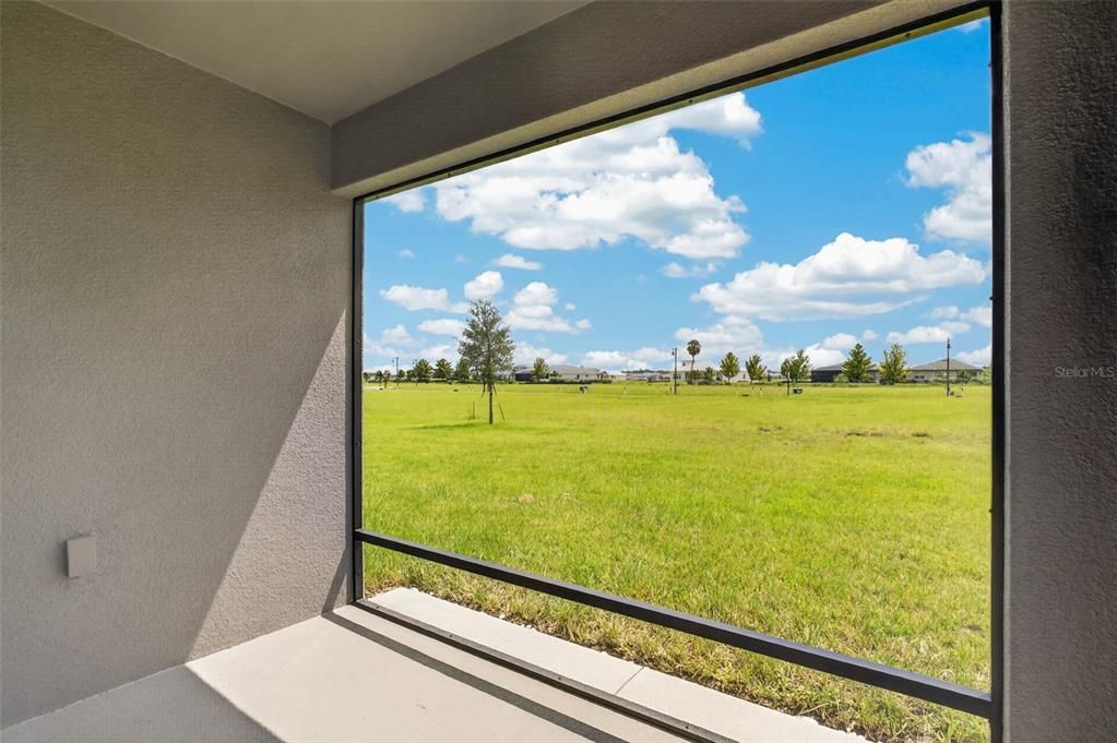 For Rent: $2,800 (4 beds, 2 baths, 1828 Square Feet)