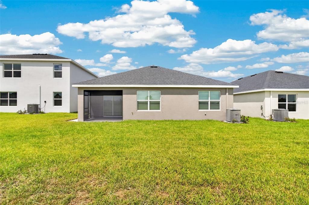 For Rent: $2,800 (4 beds, 2 baths, 1828 Square Feet)
