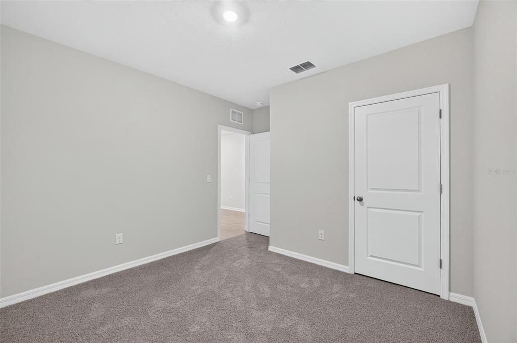 For Rent: $2,800 (4 beds, 2 baths, 1828 Square Feet)