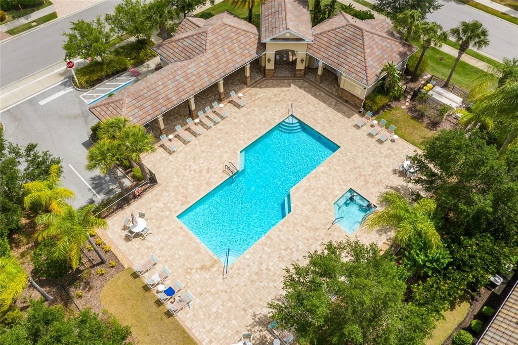 En Venta: $969,900 (3 camas, 2 baños, 2566 Pies cuadrados)