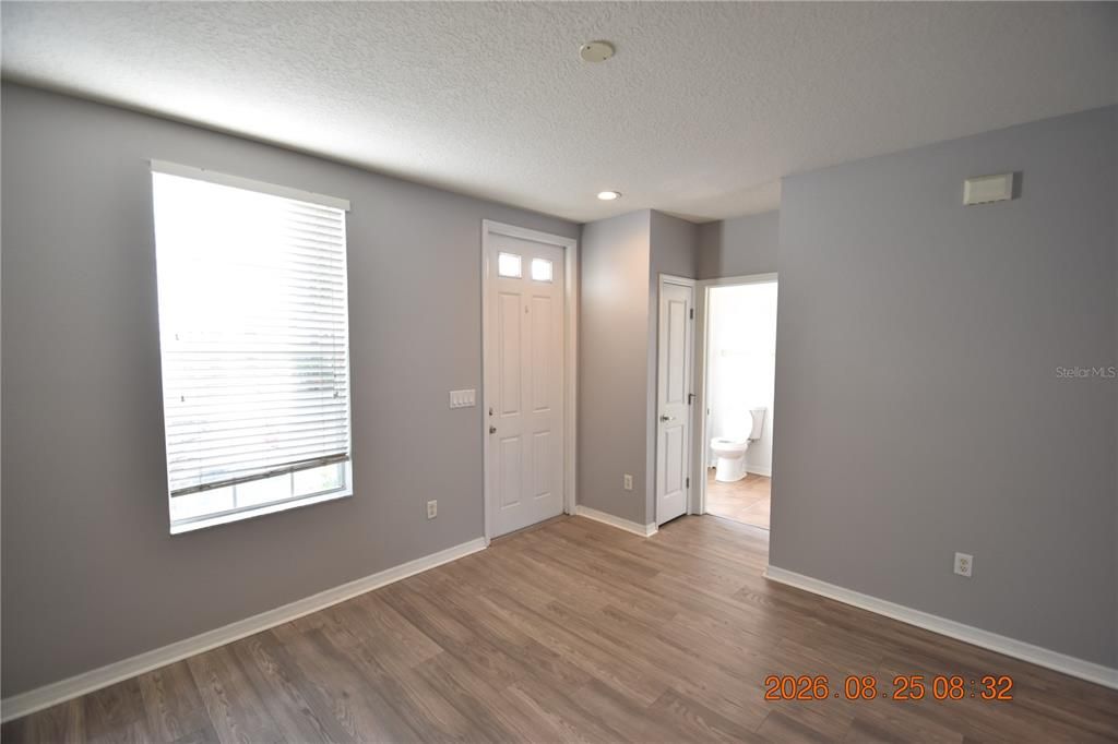 For Rent: $2,700 (3 beds, 2 baths, 1470 Square Feet)