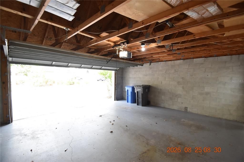 For Rent: $2,700 (3 beds, 2 baths, 1470 Square Feet)