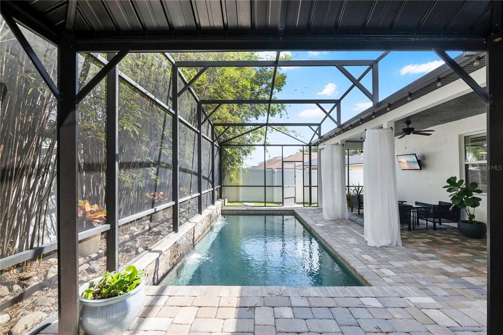 Active With Contract: $455,000 (3 beds, 2 baths, 1976 Square Feet)
