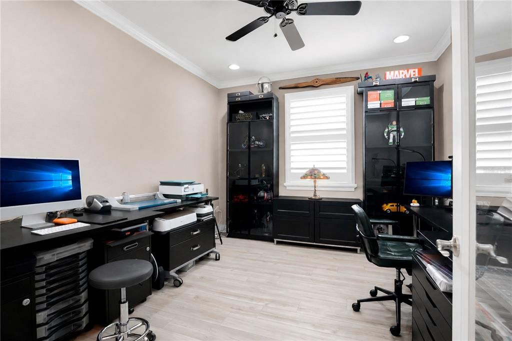 Active With Contract: $455,000 (3 beds, 2 baths, 1976 Square Feet)