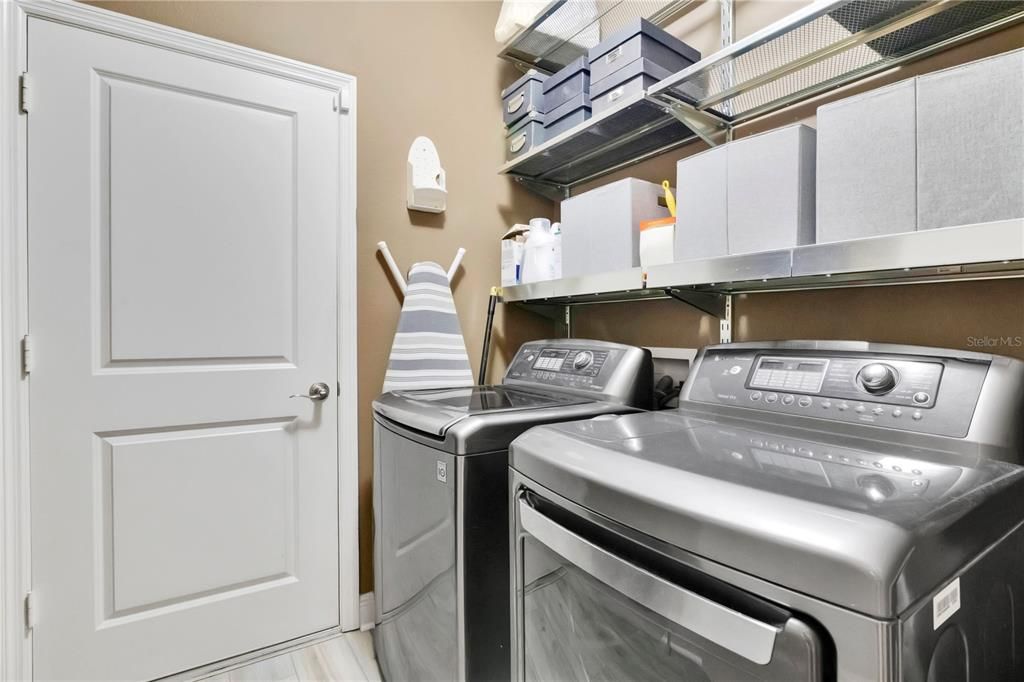 Active With Contract: $455,000 (3 beds, 2 baths, 1976 Square Feet)