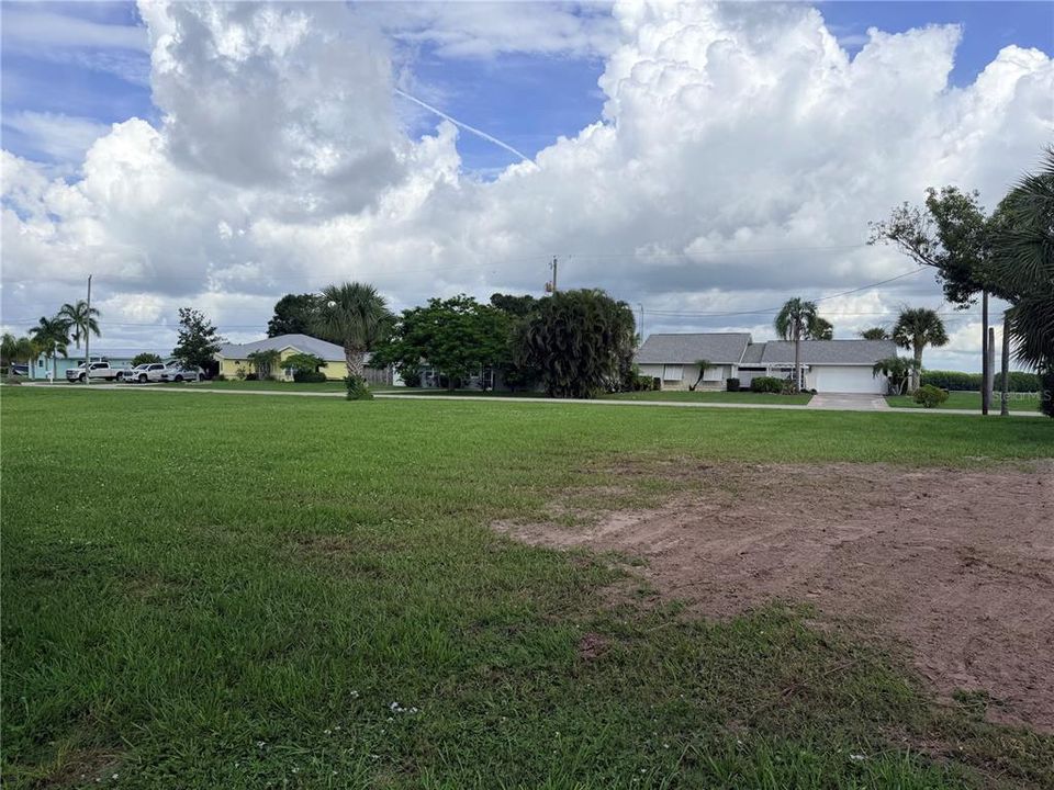 En Venta: $110,000 (0.22 acres)