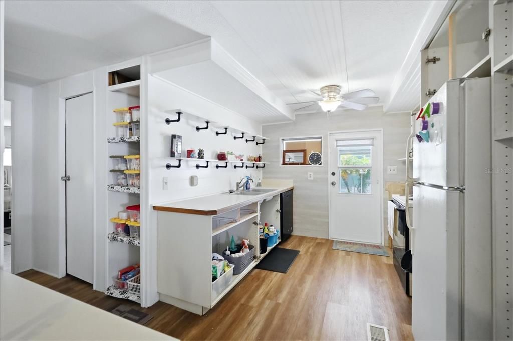 En Venta: $147,000 (2 camas, 2 baños, 1376 Pies cuadrados)