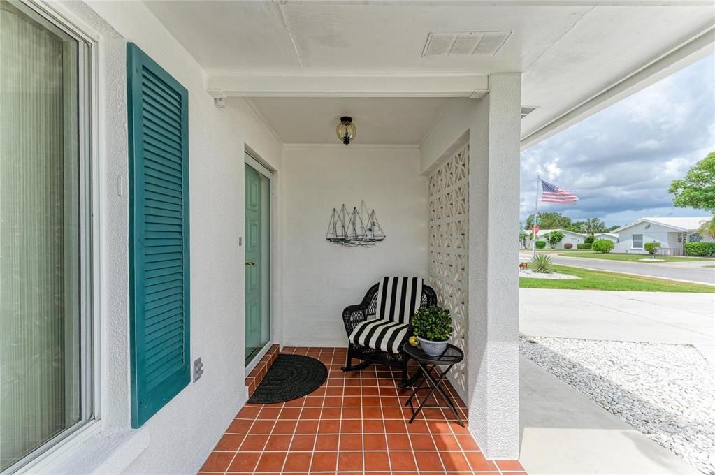 For Sale: $449,900 (2 beds, 2 baths, 1585 Square Feet)