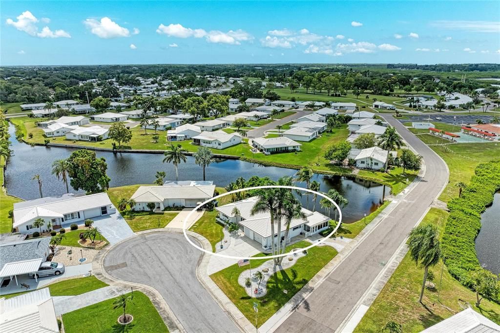 For Sale: $449,900 (2 beds, 2 baths, 1585 Square Feet)