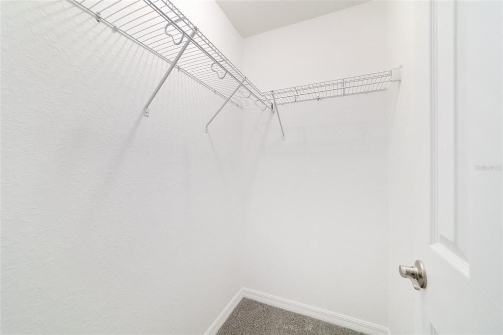 En Venta: $228,500 (3 camas, 2 baños, 1089 Pies cuadrados)