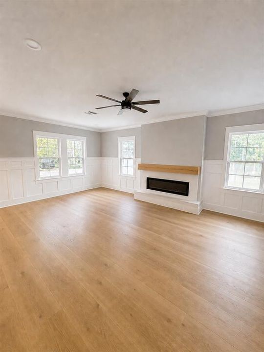 Active With Contract: $1,195,100 (5 beds, 4 baths, 3230 Square Feet)