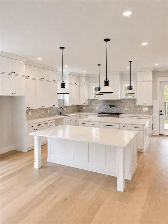 Active With Contract: $1,195,100 (5 beds, 4 baths, 3230 Square Feet)