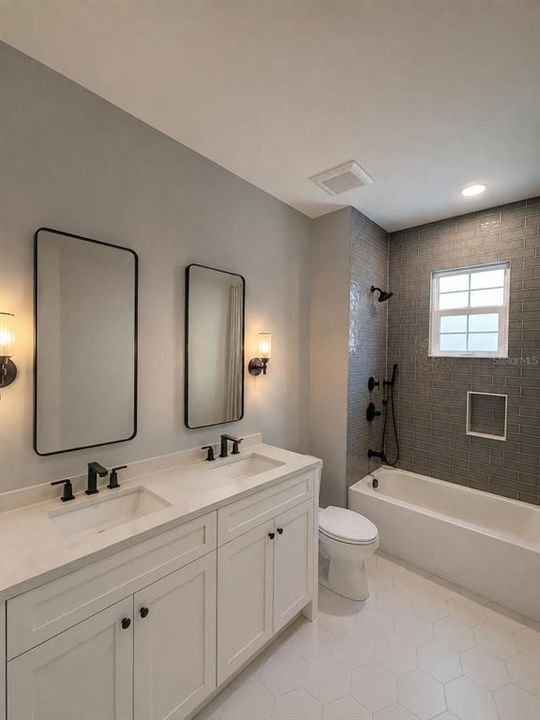 Active With Contract: $1,195,100 (5 beds, 4 baths, 3230 Square Feet)