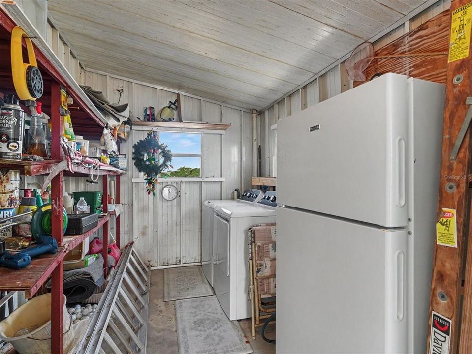 На продажу: $320,000 (2 спален, 2 ванн, 1012 Квадратных фут)