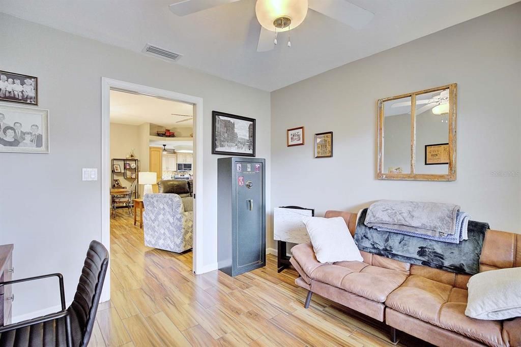 En Venta: $269,900 (3 camas, 2 baños, 1755 Pies cuadrados)