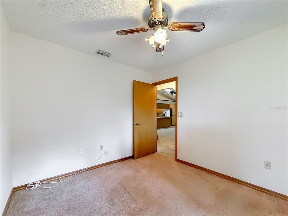 En Venta: $449,900 (3 camas, 2 baños, 2455 Pies cuadrados)