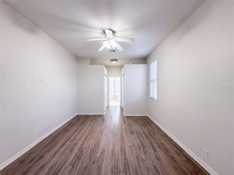 En Venta: $505,000 (4 camas, 2 baños, 2310 Pies cuadrados)