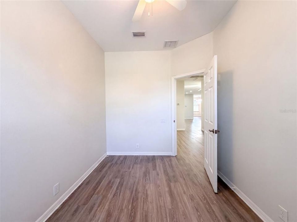 En Venta: $505,000 (4 camas, 2 baños, 2310 Pies cuadrados)
