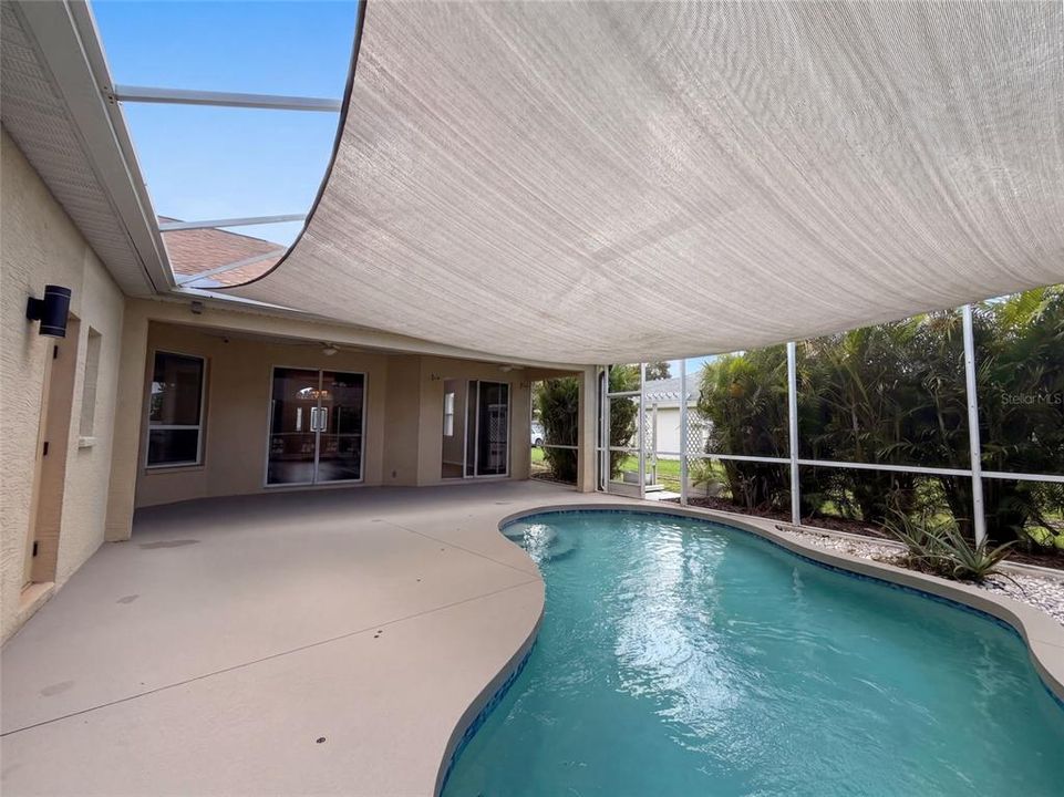 En Venta: $505,000 (4 camas, 2 baños, 2310 Pies cuadrados)