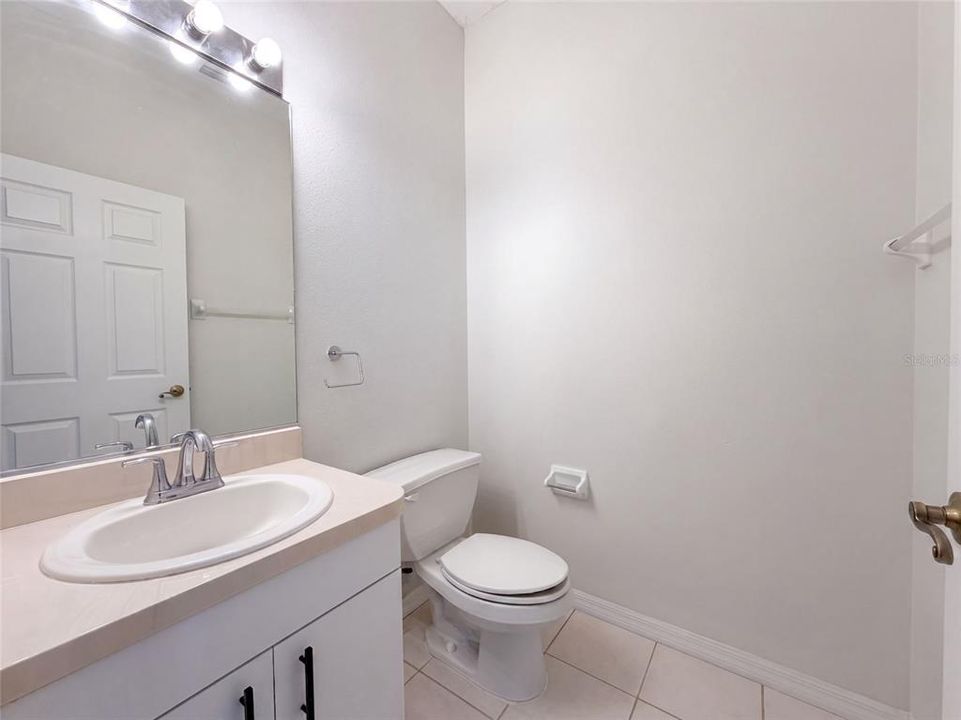 En Venta: $505,000 (4 camas, 2 baños, 2310 Pies cuadrados)