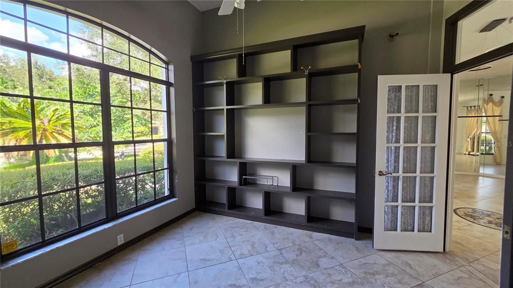 For Sale: $549,000 (4 beds, 3 baths, 2416 Square Feet)