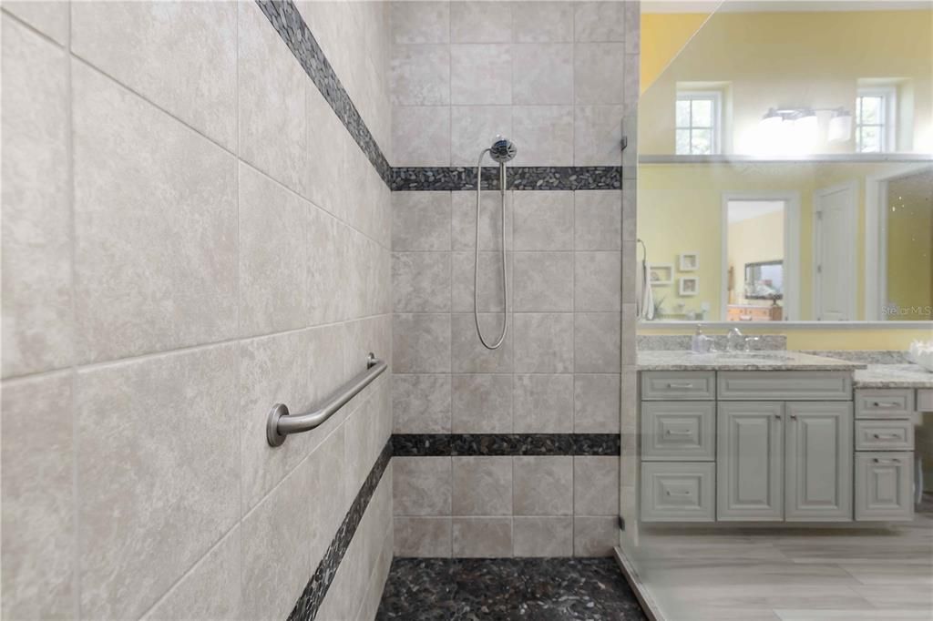 На продажу: $995,900 (2 спален, 2 ванн, 2152 Квадратных фут)
