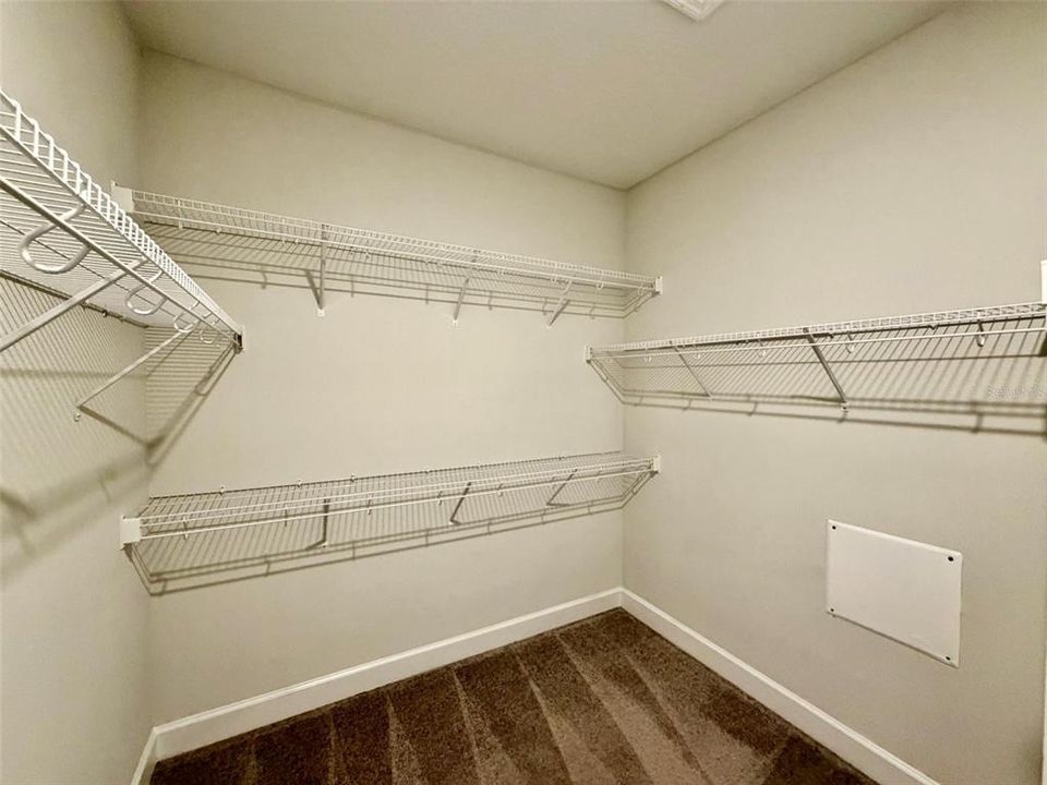В аренду: $2,599 (3 спален, 2 ванн, 1811 Квадратных фут)