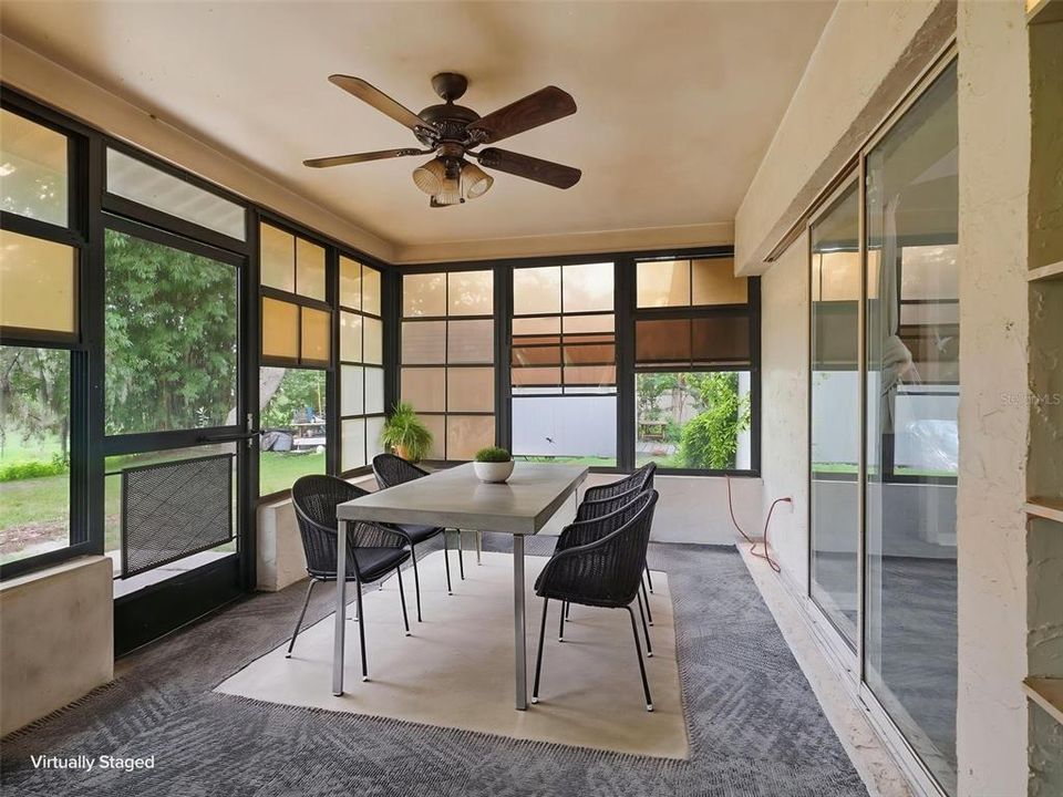 For Sale: $279,900 (3 beds, 2 baths, 1688 Square Feet)