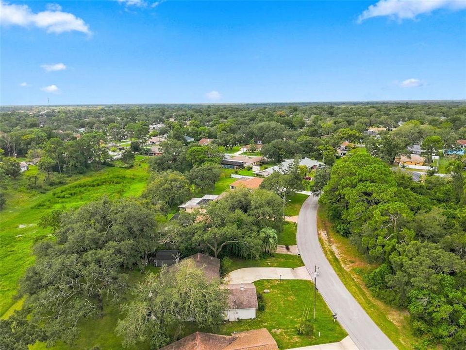 For Sale: $279,900 (3 beds, 2 baths, 1688 Square Feet)