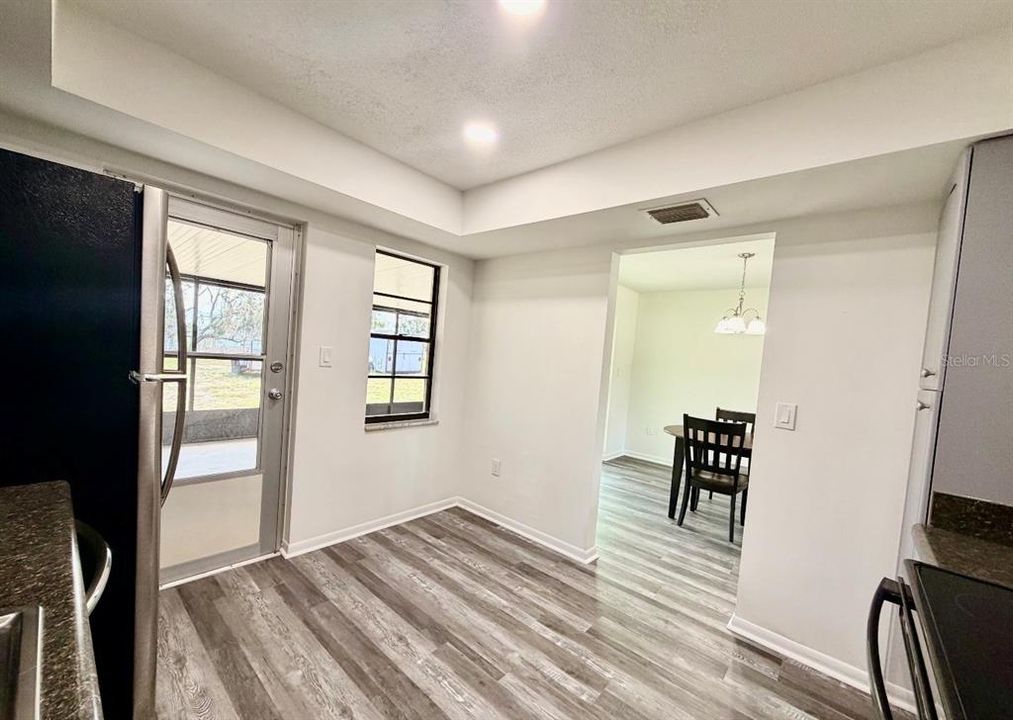En Venta: $219,900 (2 camas, 2 baños, 1069 Pies cuadrados)