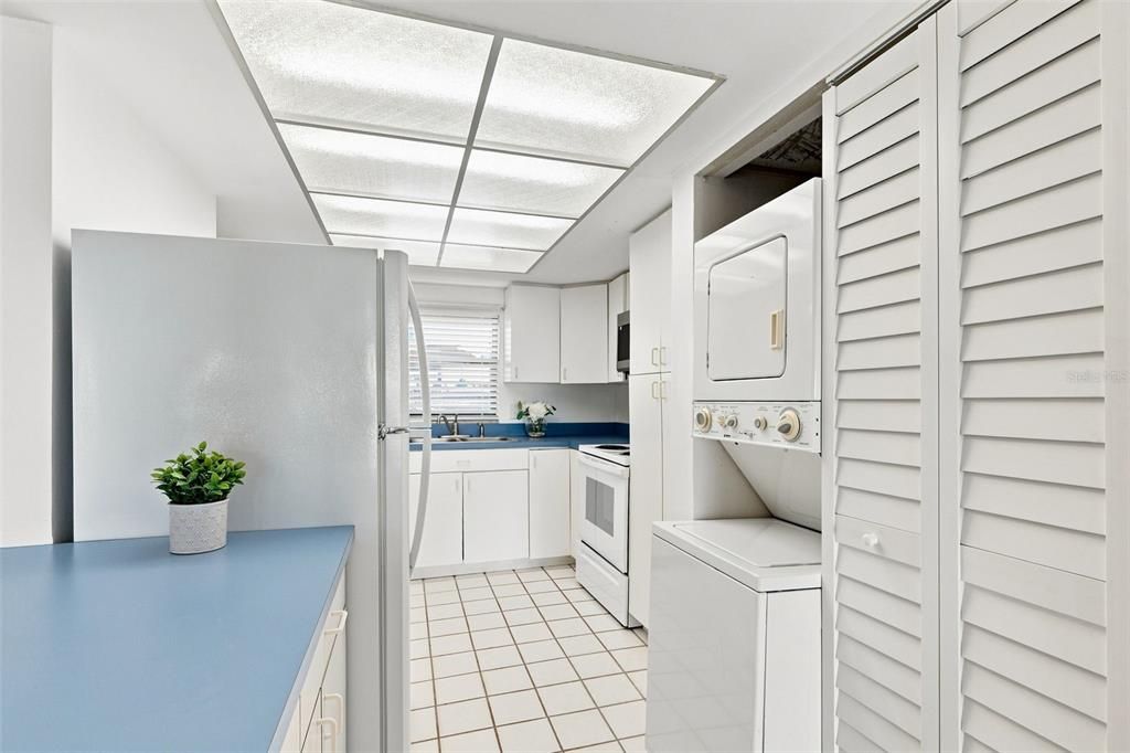 En Venta: $237,000 (2 camas, 2 baños, 1055 Pies cuadrados)
